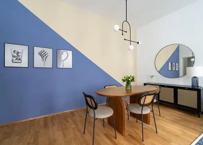 Pristine 1br Suite, Quick To By Hm *